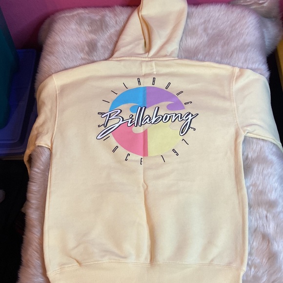 Billabong size small graphic hoodie super soft and cozy - Picture 6 of 11